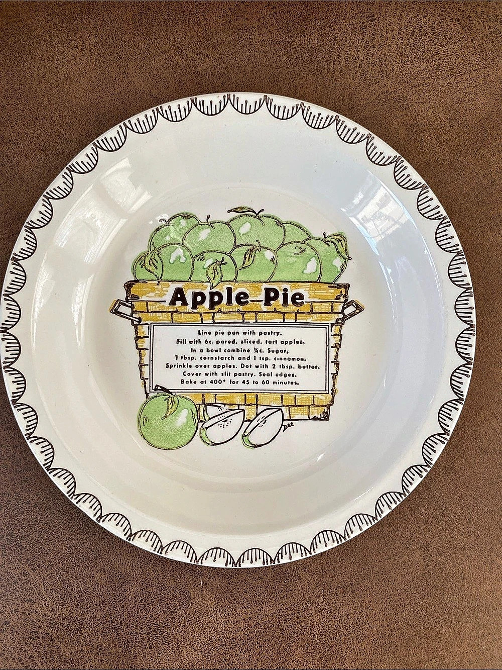 Vintage Apple Pie Recipe Ceramic Pie Plate in White & Green